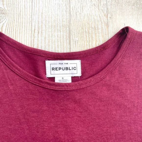 𝅺For The Republic Fancy Graphic‎ Beaded Tank | Burgundy Size S - Picture 2 of 8